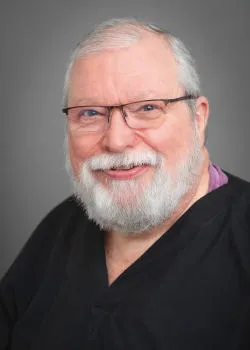 Dr. Michael Murray Wall, MD - Forsyth, IL - Family Medicine
