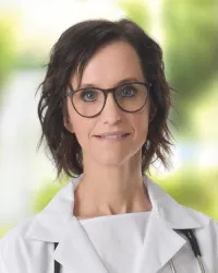 Dr. Josie G Pippin, DO - Clay City, KY - Internal Medicine