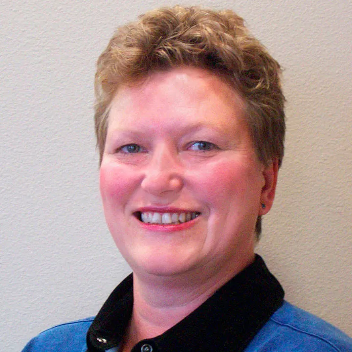 Ladonna R Bender - Belle Fourche, SD - Nurse Practitioner, Family Medicine
