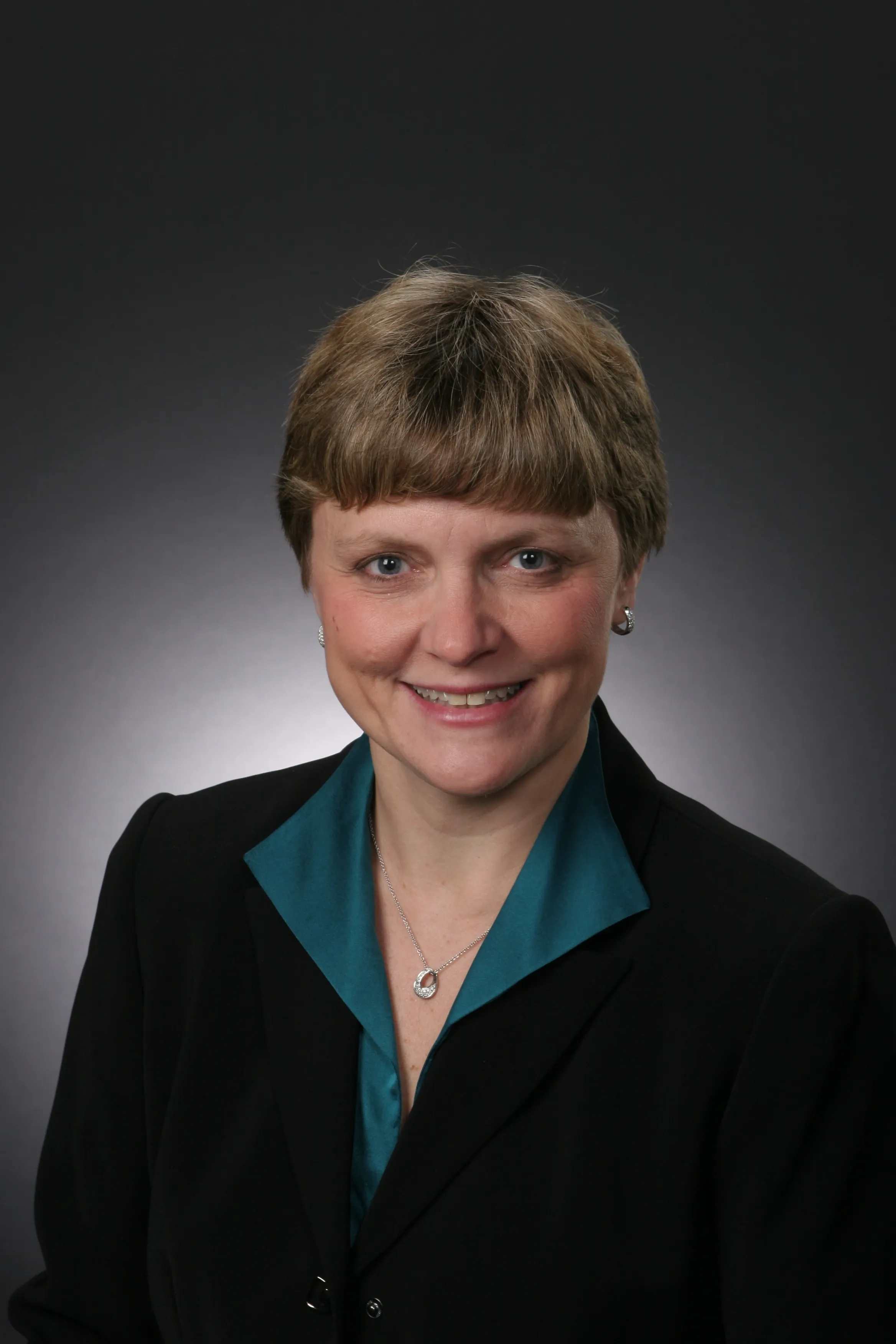 Dr. Elizabeth Palma Elfstrand, MD - Edina, MN - Obstetrics & Gynecology