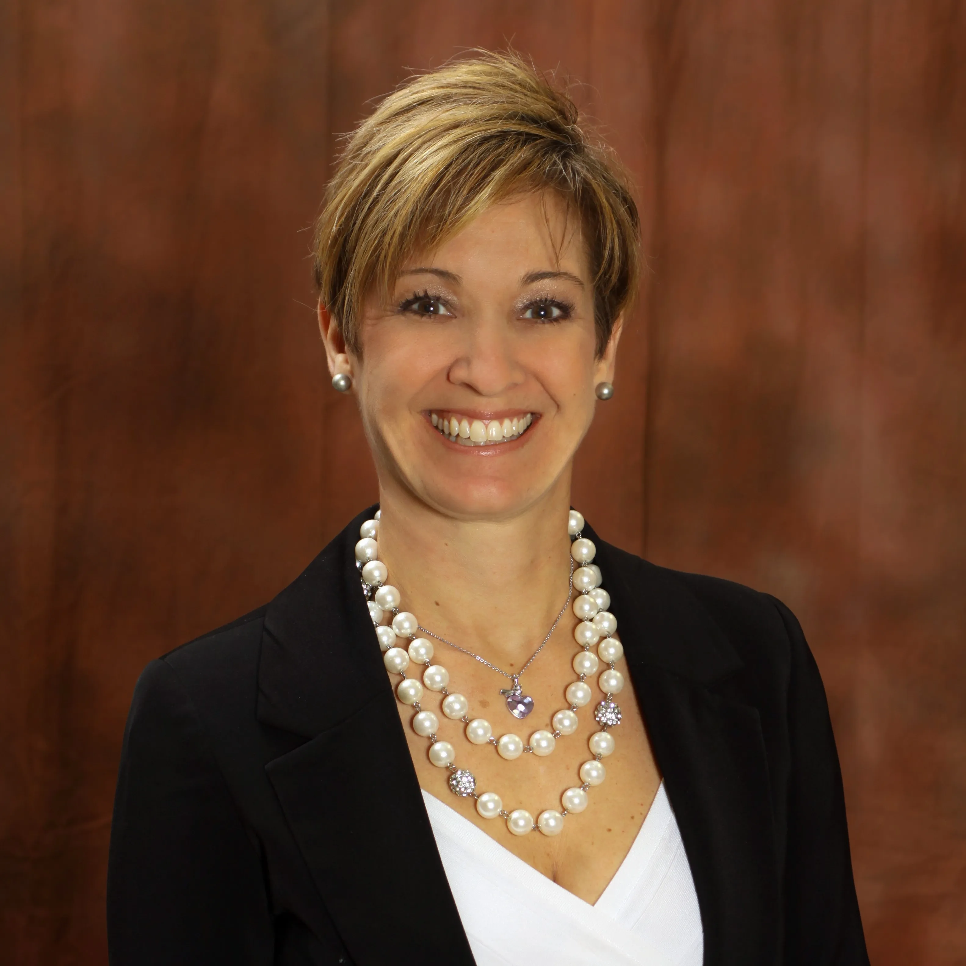 Dr. Brigitte Cormier, DO - Kahoka, MO - Family Medicine