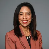 Dr. Shaunda Chin-Bonds, DO - Olympia Fields, IL - Obstetrics & Gynecology