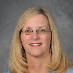 Dr. Cathy L Munro, DO - Wheaton, IL - Family Medicine