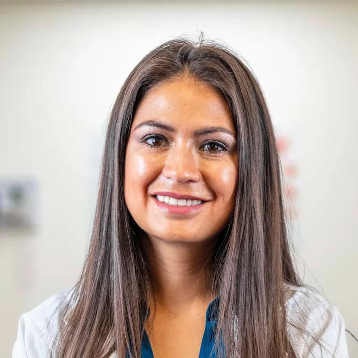 Dr. Fernanda Castaneda, APN