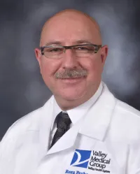 Dr. Reza Farhangfar, MD - Wayne, NJ - Pulmonology