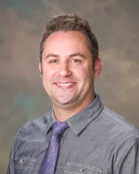 Dr David R Holz, MD
