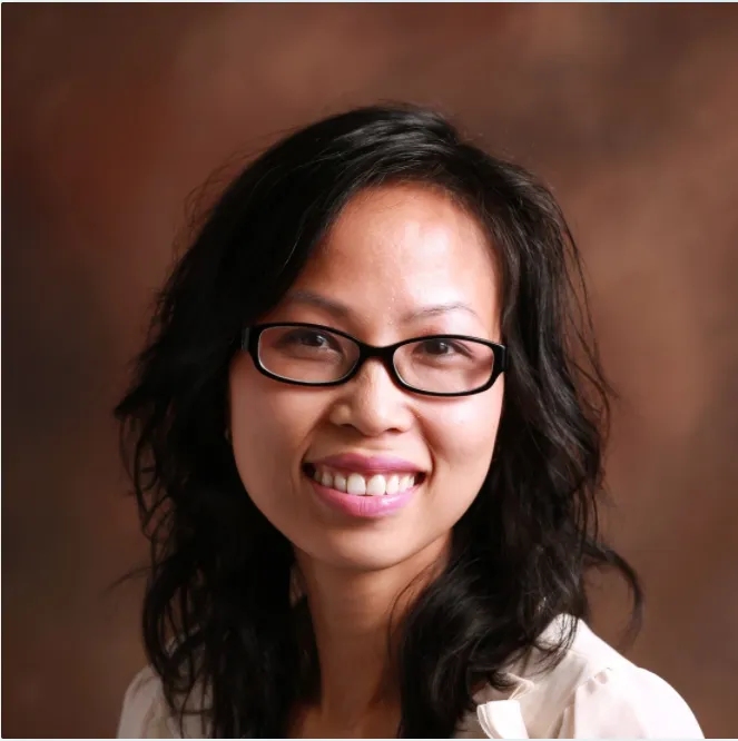 Dawn T Ngo