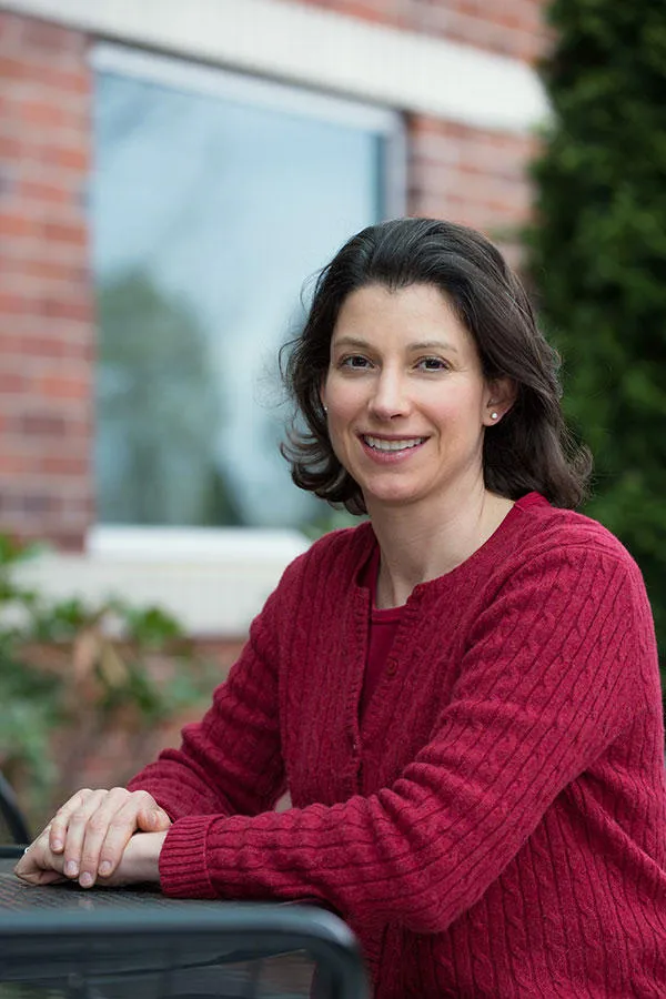 Dr. Valerie Weiss, MD - Vancouver, WA - Pediatrics, Internist/pediatrician