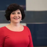 Dr. Yelena Levin, MD - Taunton, MA - Internal Medicine
