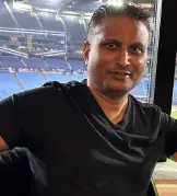 Dr. Srinivas B Vuthoori, MD, MBA