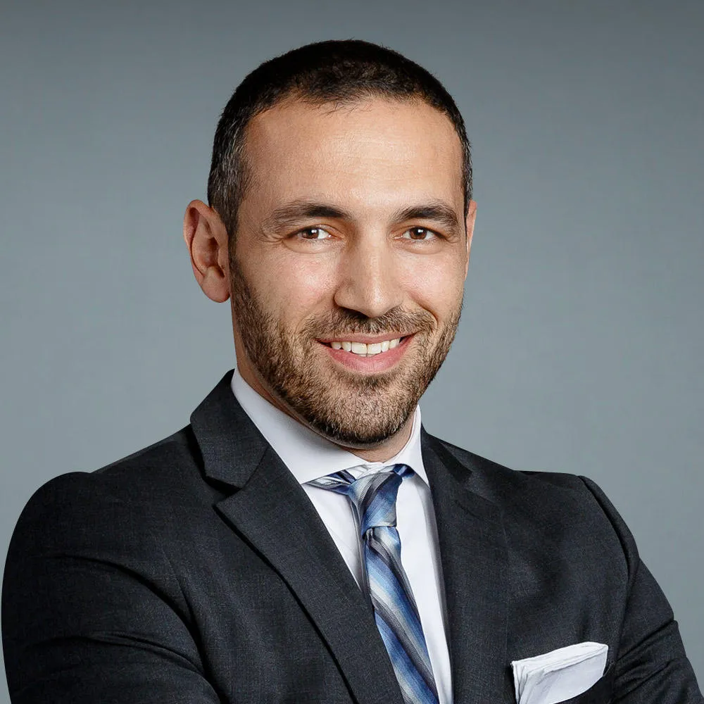 Dr. Samaan Rafeq, MD - New York, NY - Critical Care Medicine, Internal Medicine