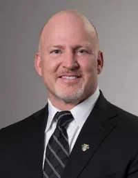 Dr. Lee Mcfadden, MD