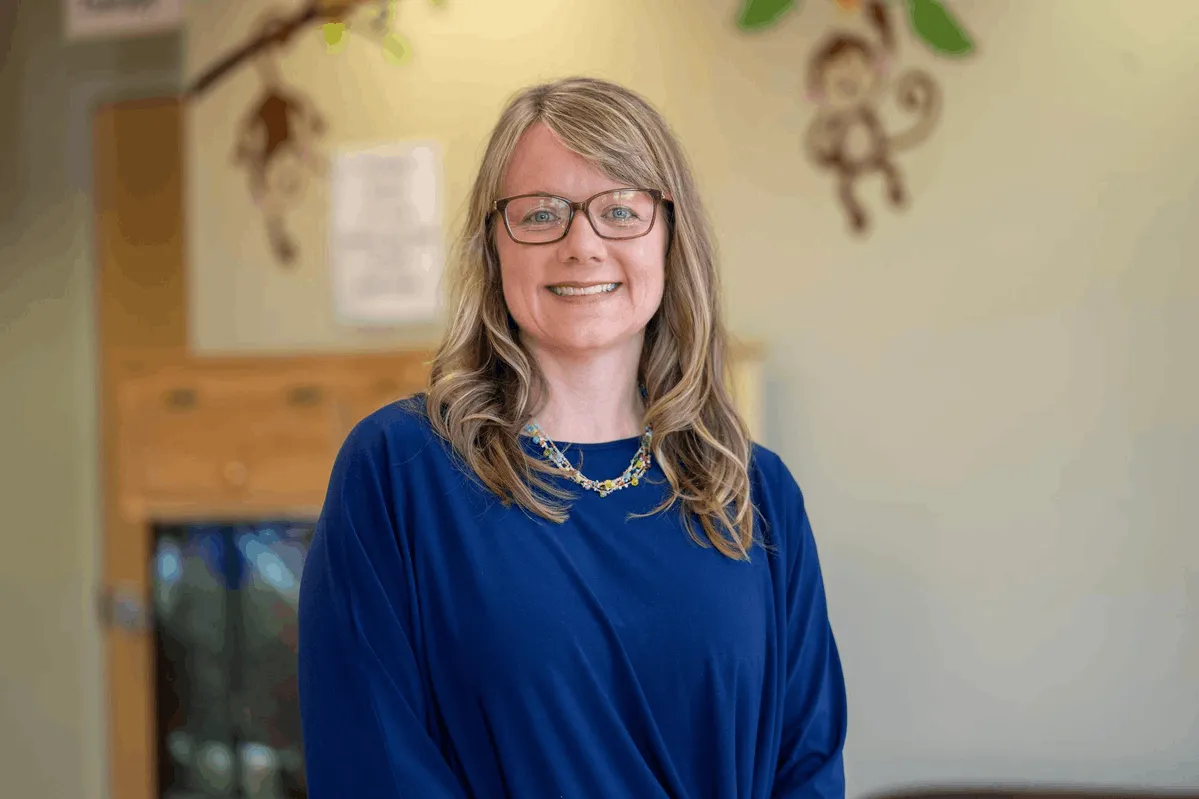 Dr. Lydia Roberts - Marietta, OH - Pediatrics, Internist/pediatrician