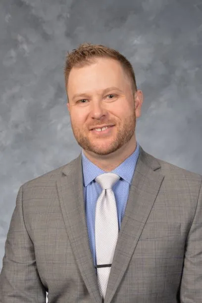 Dr. Colin Weerts - Mankato, MN - Family Medicine