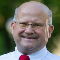 Dr. Thomas Selvaggi, MD