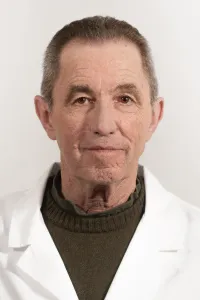 Dr. James Joseph Mccoy, MD - Lake Geneva, WI - Family Medicine, Geriatric Medicine