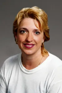 Dr. Daiva E Parakininkas, MD - Milwaukee, WI - Internal Medicine