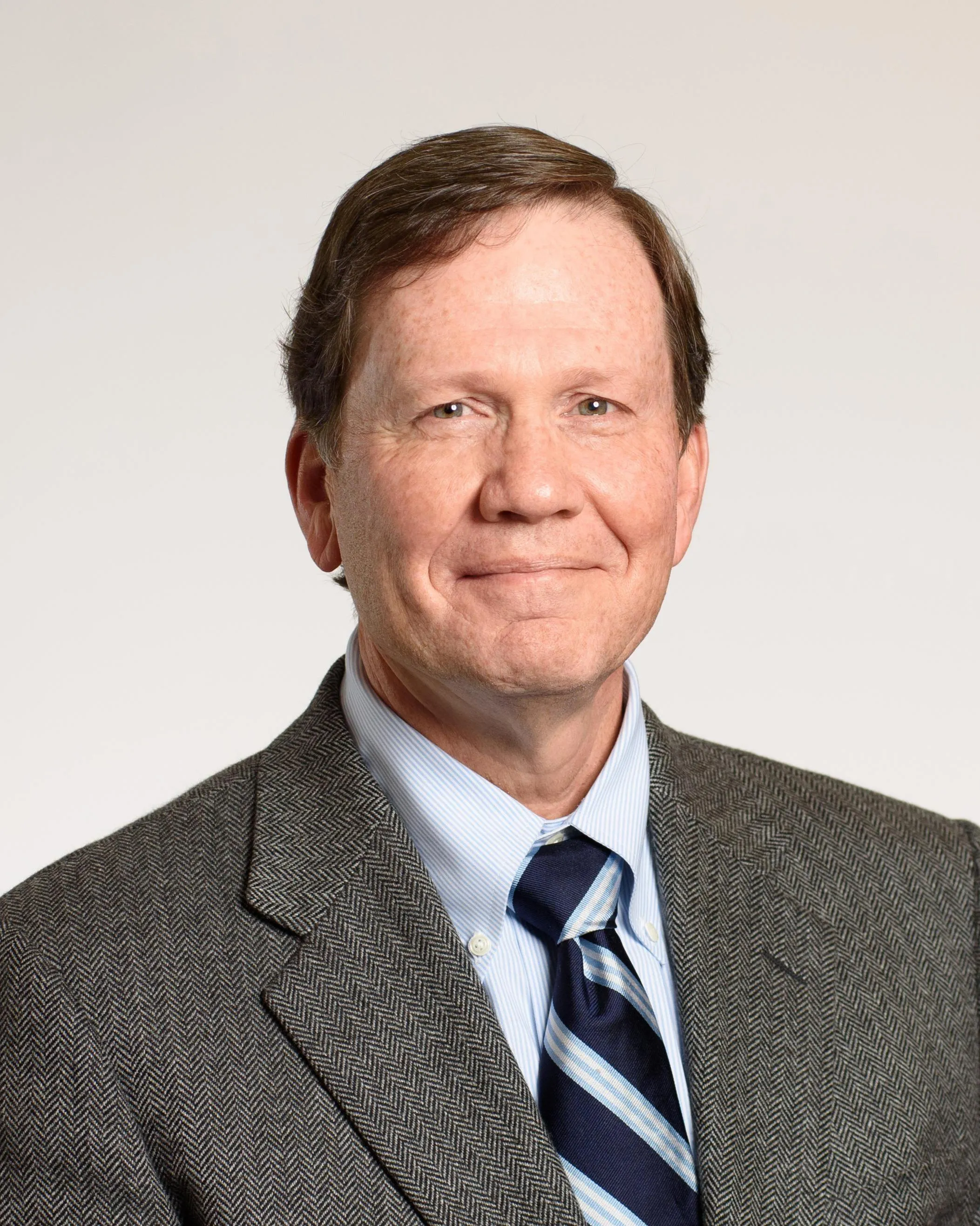 Dr. James O. Sanders - Chapel Hill, NC - Pediatrics, General Orthopedics, Internist/pediatrician, Orthopedic Surgeon, Pediatric Orthopedic Surgery
