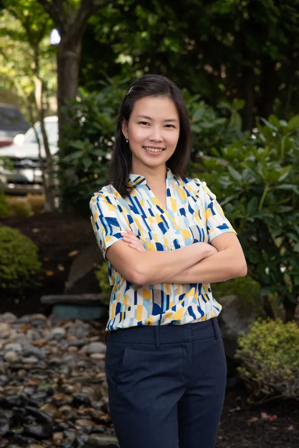 Dr. Ester See-Sebastian, Md - Vancouver, WA - Family Medicine