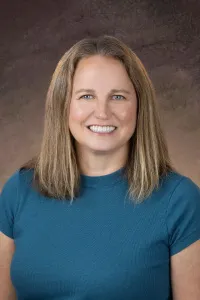 Dr. Elizabeth Roberts, MD - Green Bay, WI - Family Medicine
