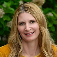 Dr. Lisa Richter, DO - Zionsville, IN - Family Medicine