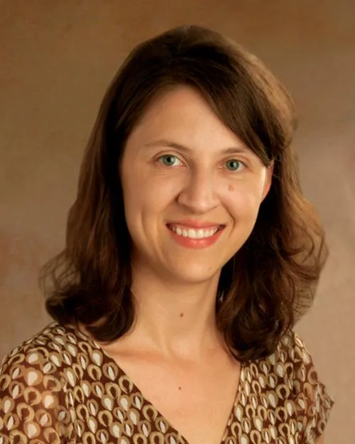 Dr. Lori M Scales, MD - Mount Washington, KY - Pediatrics, Internal Medicine, Internist/pediatrician