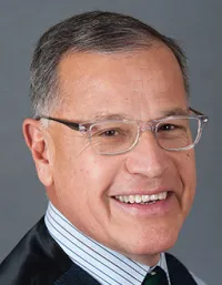 Dr. Alejandro Flores, MD - Boston, MA - Gastroenterology