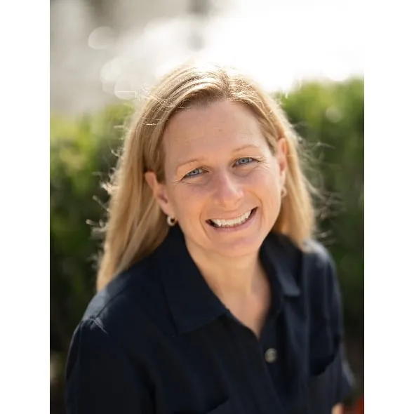 Dr. Carrie Quinn, MD - New York, NY - Pediatrics, Internist/pediatrician
