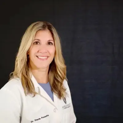 Dr. Stacie Quinn Fessette, MD - Tampa, FL - Podiatry