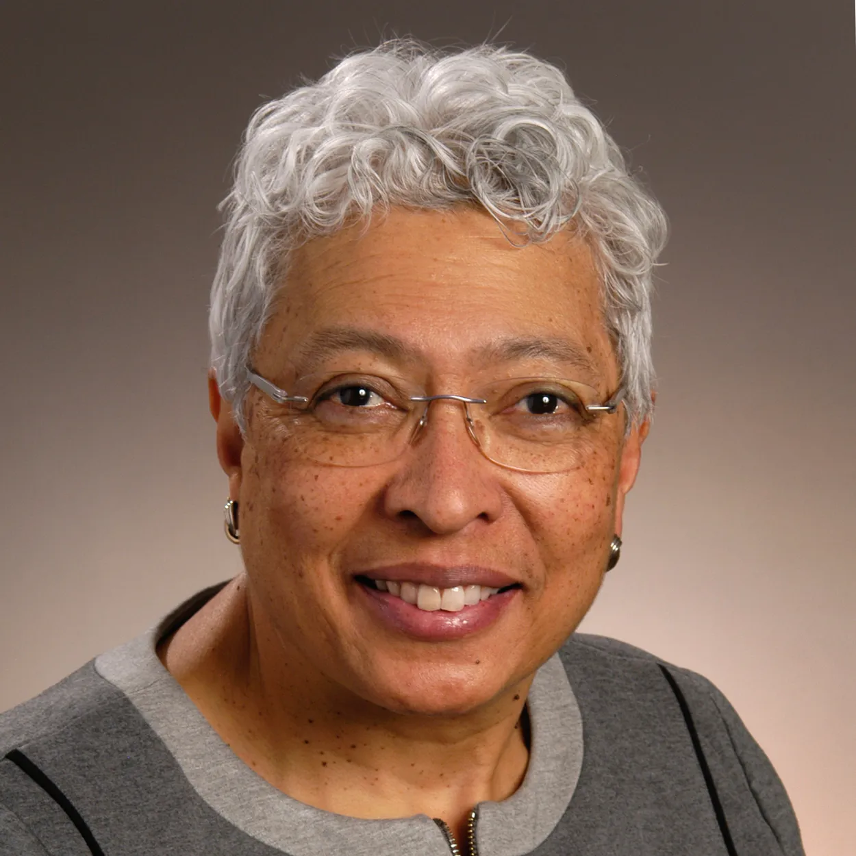 Dr. Cherie Ann Holmes, MD - Keene, NH - Orthopedic Surgery