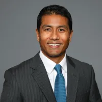 Dr. Vijay Thangamani, MD - Westmont, IL - Orthopedic Surgery