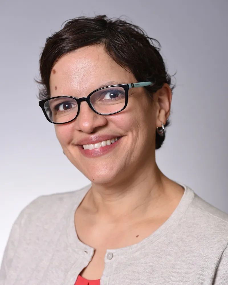 Dr. Lourdes Aguayo-Figueroa, MD - Paterson, NJ - Endocrinology, Diabetes & Metabolism, Pediatric Endocrinology
