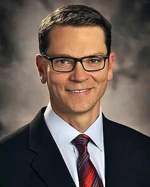 Dr. Jonathan Tueting, MD - Yorkville, IL - Sports Medicine, General Orthopedics, Orthopedic Surgeon, Sport Medicine Specialist