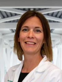 Dr. Lindsey J Bostelman, MD - Perrysburg, OH - Family Medicine