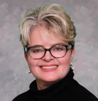 Dr. Wendy L Peltier, MD - Milwaukee, WI - Internal Medicine
