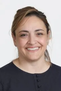 Dr. Valentina R. Dalili-Shoaie, MD - Rockford, IL - Medical Genetics