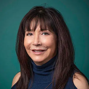 Dr. Veronica Savage, MD - Springfield, IL - Pediatrics, Internist/pediatrician