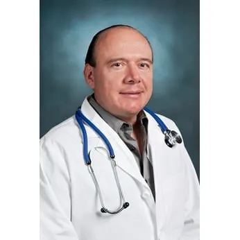 Dr. Cesar A Albarracin, MD - Dallas, TX - Internal Medicine