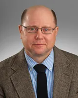 Dr. Patrick J. Welle, MD - Fargo, ND - Pediatrics, Internist/pediatrician