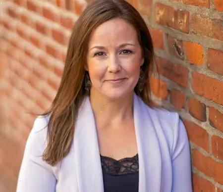Dr. Julia Helstrom, DO - Doylestown, PA - Integrative Medicine, Family Medicine, Osteopathic Medicine