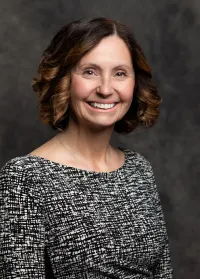 Dr Wendy L. King, MD - Perry, MI - Internal Medicine