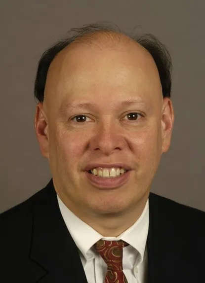 Dr. Roberto Pineda - Boston, MA - Ophthalmology, Ophthalmologist