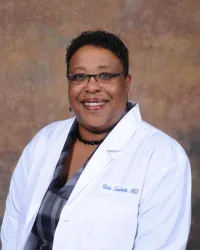 Dr. Vickie Turnbough, MD - Athens, TN - Internal Medicine