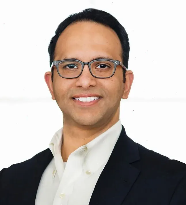 Dr. Omkar Vaidya, MD - Boston, MA - Family Medicine, Critical Care Medicine, Internal Medicine