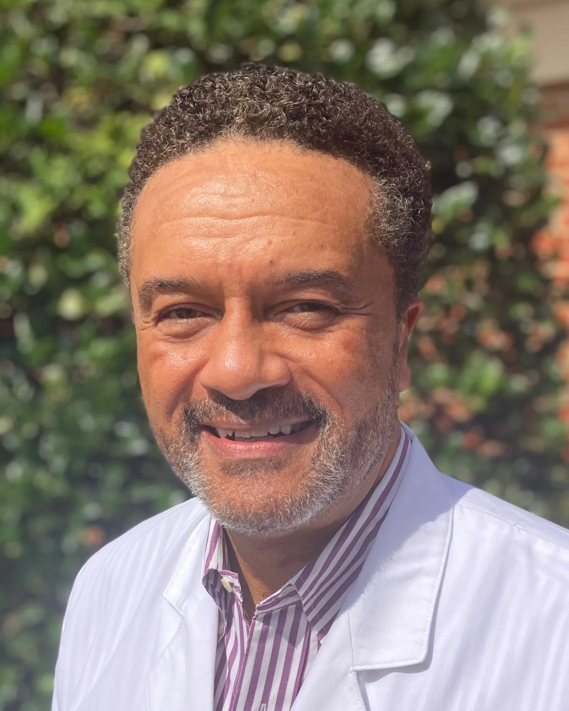 Dr. Dennis Stuart - Lumberton, NC - Family Medicine