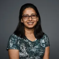Dr. Maleeha N Hashmi-Basha, MD - Naperville, IL - Internal Medicine