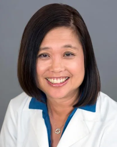 Dr. Elaine Ai Lian Gan-Yong, MD - Foothill Ranch, CA - Pediatrics, Internist/pediatrician