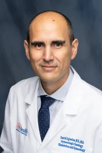 Dr. David Alberto Iglesias, MD - Roanoke, VA - Gynecologic Oncology, Obstetrics & Gynecology