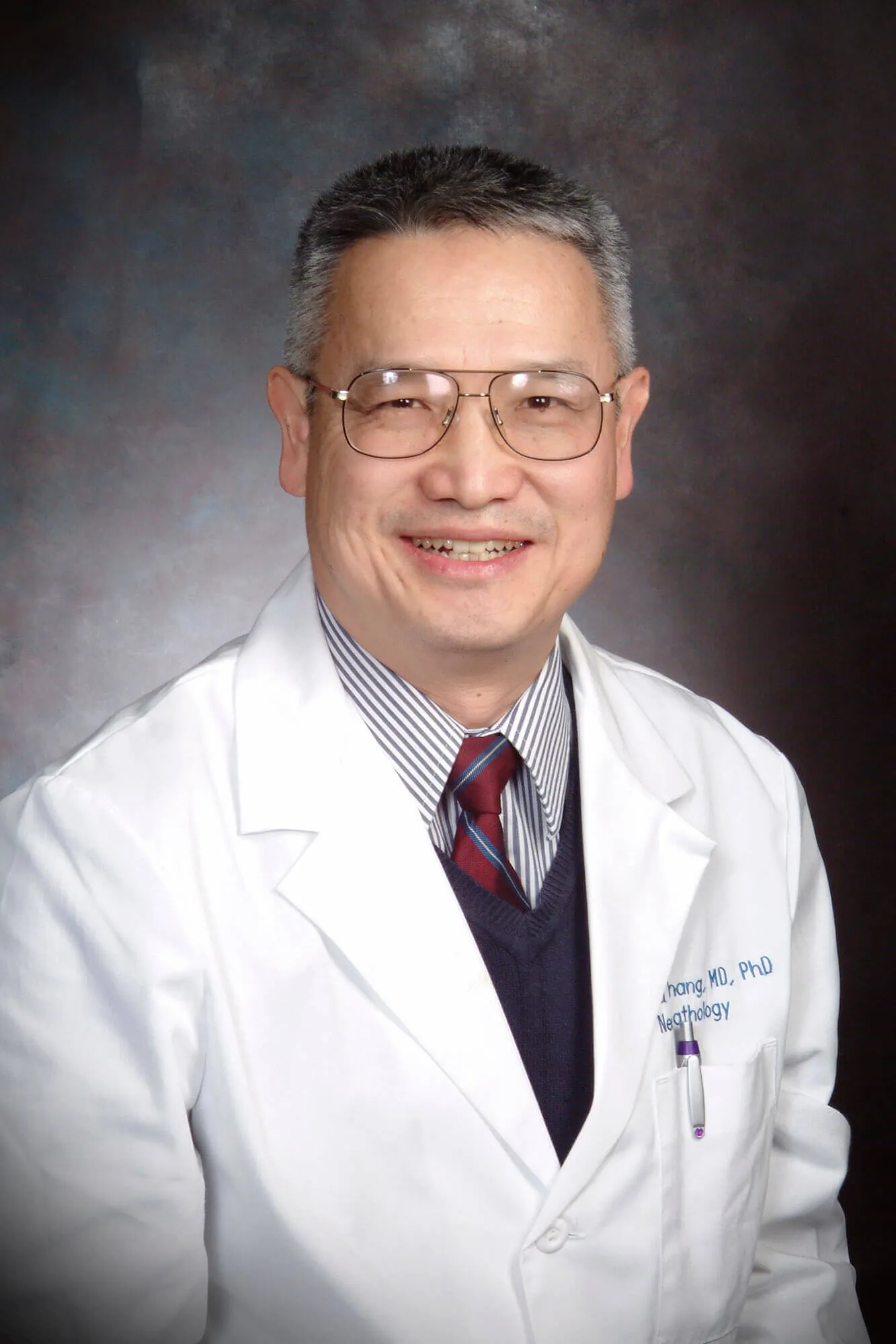 Dr. Howard Chang, MD - Lansing, MI - Pathology, Pathologist