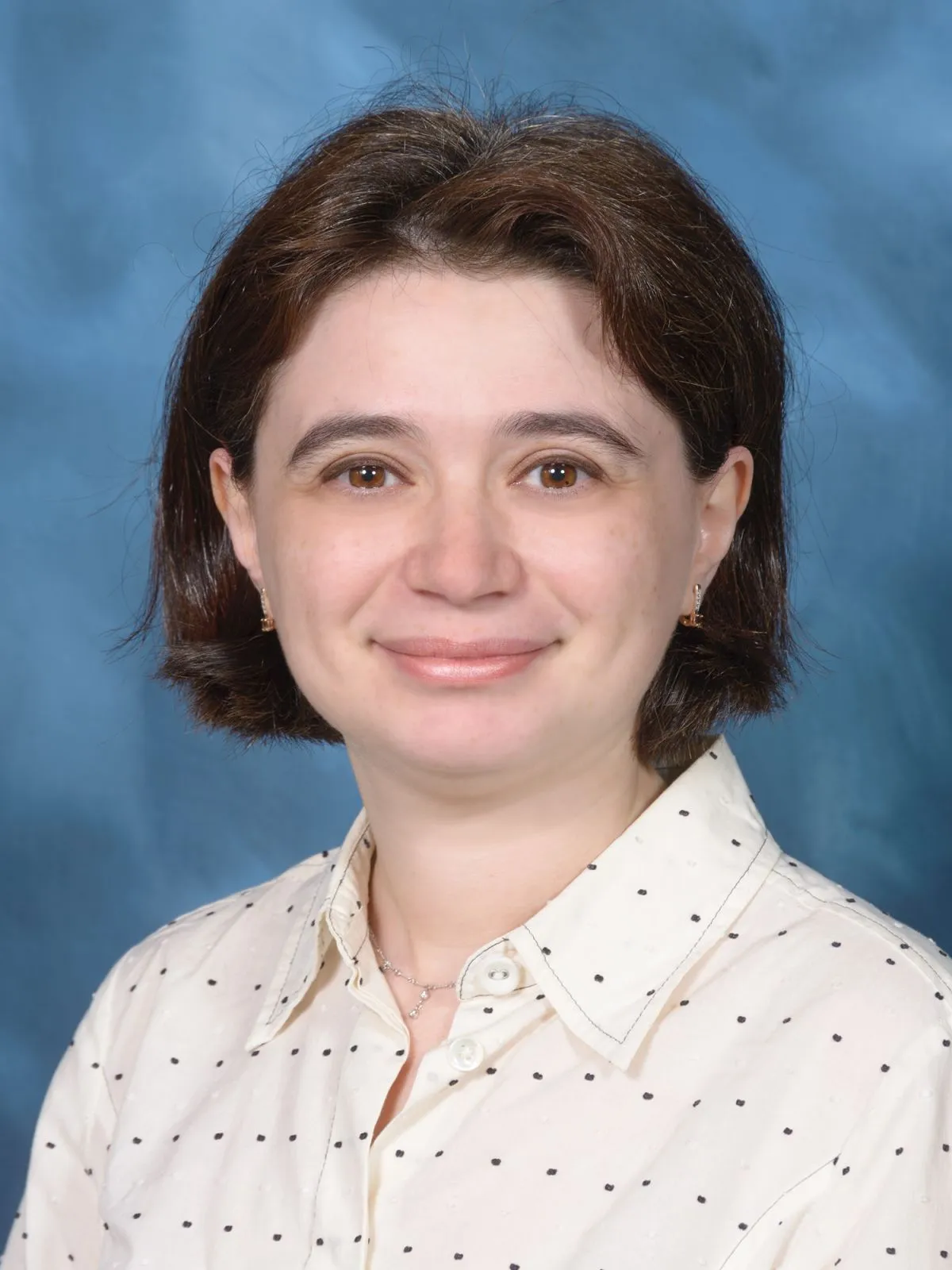 Dr. Alina Filozov, DO - Middletown, CT - Infectious Disease, Infectious Disease Specialist
